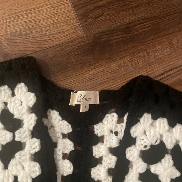 Elan Daisey Crochet Cardigan in black and white size large - Picture 2 of 5